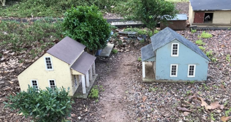 Mill houses
